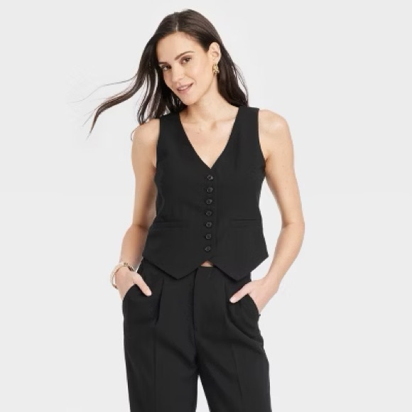 Black Vest - Picture 1 of 4